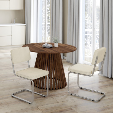 Chaises Naya en velours crème et pied métal cantilever - lot de 4