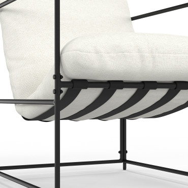 Fauteuil Penelope en tissu blanc et pieds métal noirs