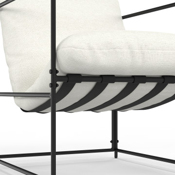 Fauteuil Penelope en tissu blanc et pieds métal noirs