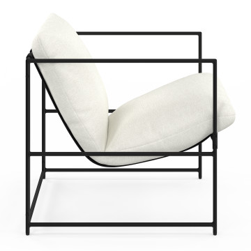 Fauteuil Penelope en tissu blanc et pieds métal noirs