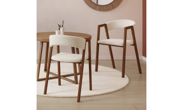 Chaises Enola avec accoudoirs bouclette pieds effet noyer - lot de 4