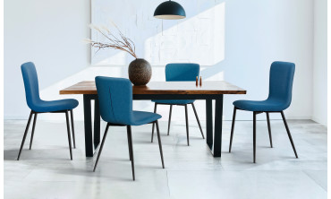 Chaises Margot en velours bleu foncé - Lot de 4